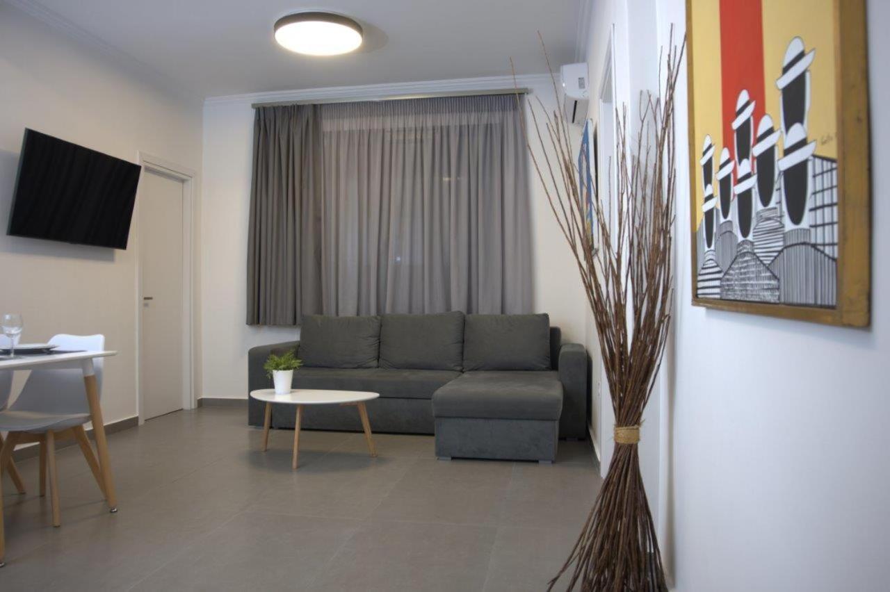 Synathens II - Apartments & Studios Exterior photo
